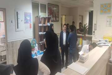 حضور معاون درمان در بیمارستان رودان